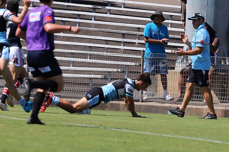 HMC Rnd 3 Roosters v Sharks