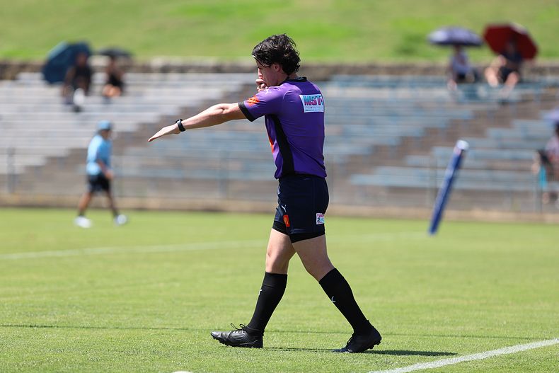 HMC Rnd 3 Roosters v Sharks