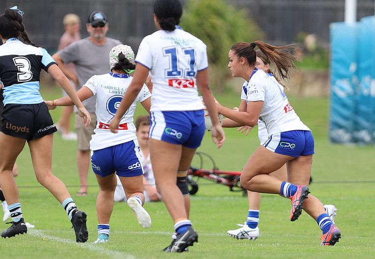 Lisa Fioala Rnd 3 SHARKS vs BULLDOGS