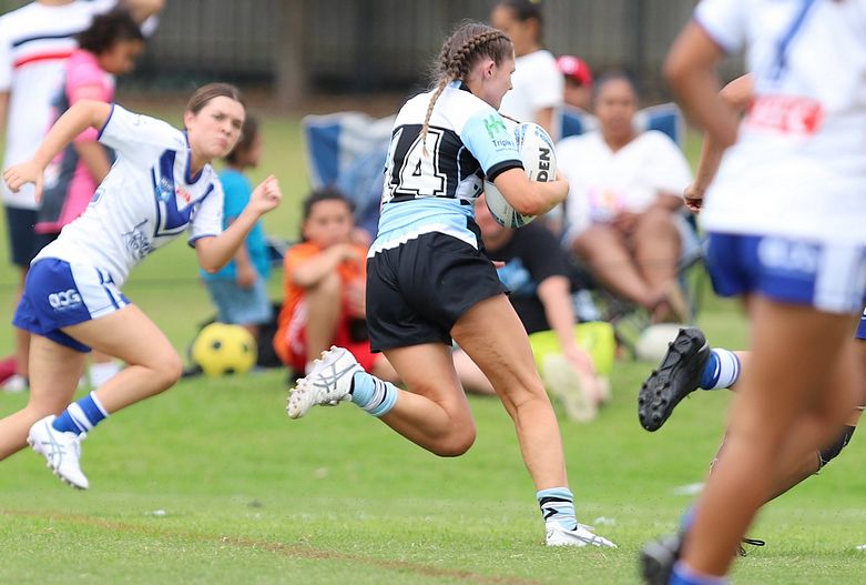 Lisa Fioala Rnd 3 SHARKS vs BULLDOGS