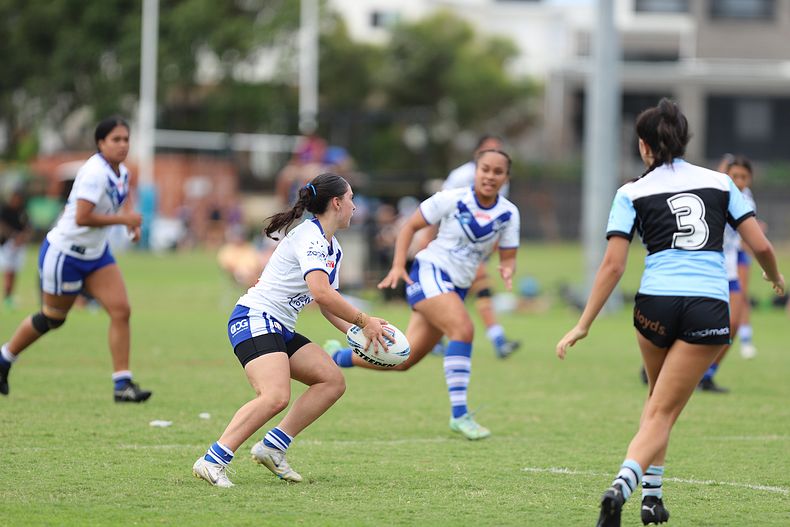 Lisa Fioala Rnd 3 SHARKS vs BULLDOGS