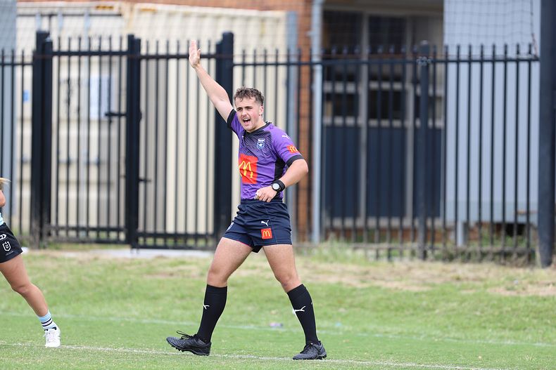 Lisa Fioala Rnd 3 SHARKS vs BULLDOGS