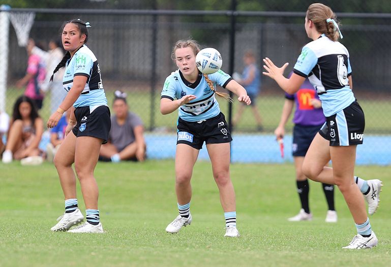 Lisa Fioala Rnd 3 SHARKS vs BULLDOGS