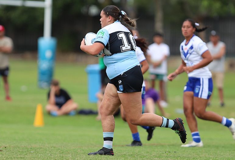 Lisa Fioala Rnd 3 SHARKS vs BULLDOGS
