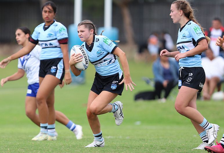 Lisa Fioala Rnd 3 SHARKS vs BULLDOGS