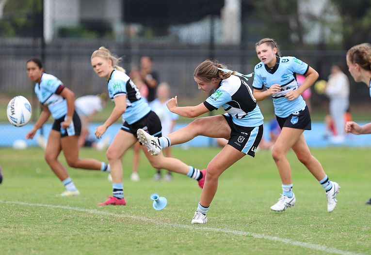 Lisa Fioala Rnd 3 SHARKS vs BULLDOGS