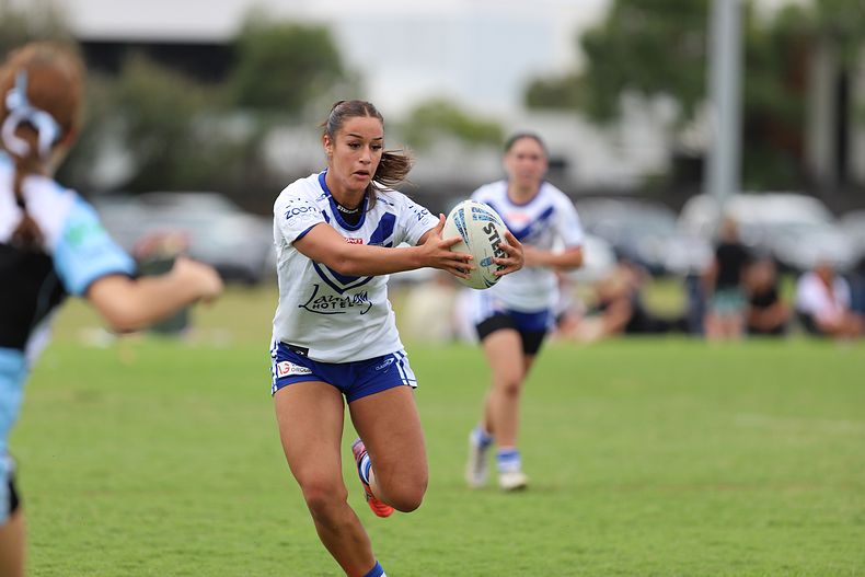 Lisa Fioala Rnd 3 SHARKS vs BULLDOGS