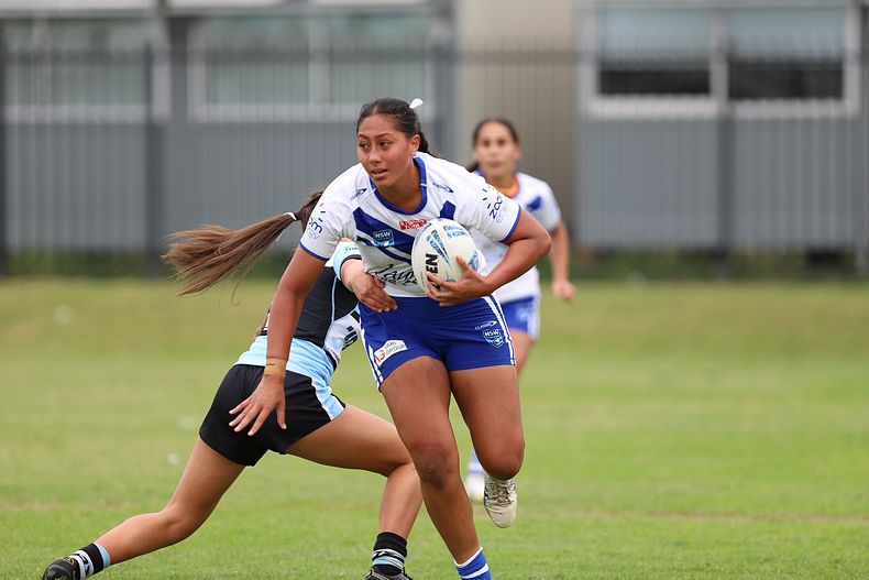 Lisa Fioala Rnd 3 SHARKS vs BULLDOGS