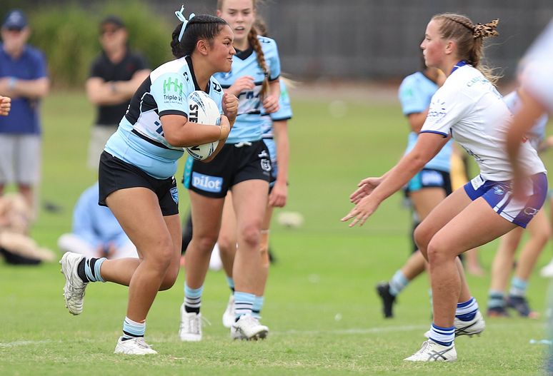 Lisa Fioala Rnd 3 SHARKS vs BULLDOGS