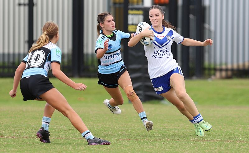 Lisa Fioala Rnd 3 SHARKS vs BULLDOGS