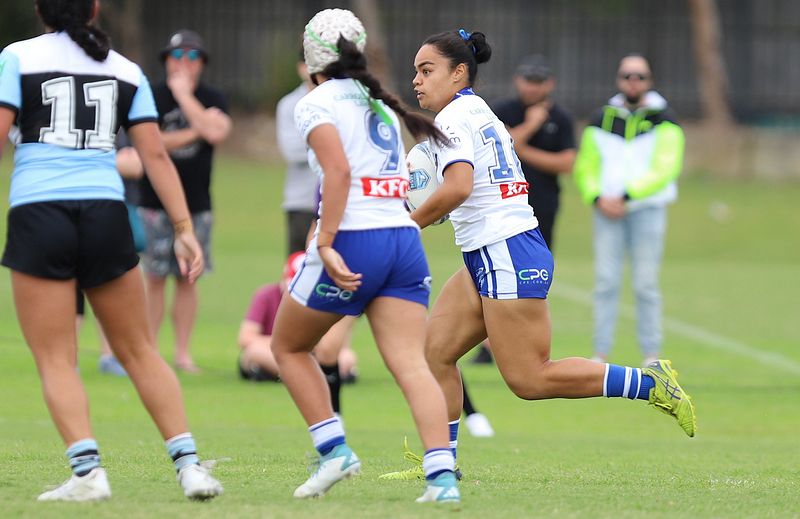 Lisa Fioala Rnd 3 SHARKS vs BULLDOGS