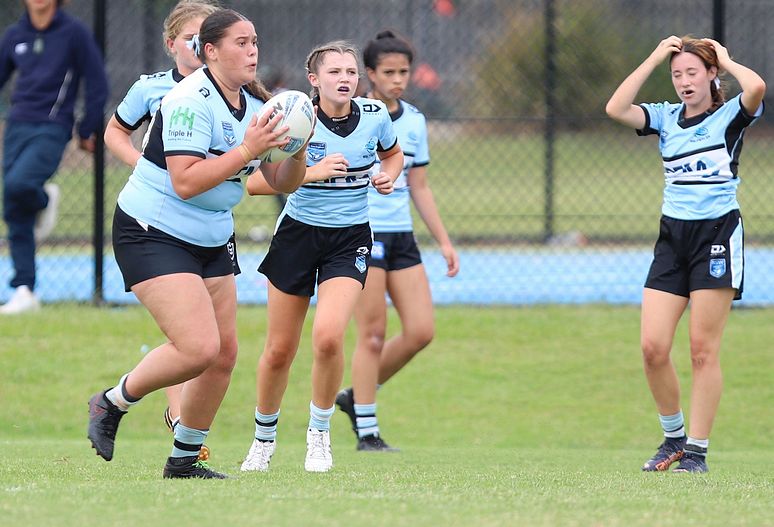 Lisa Fioala Rnd 3 SHARKS vs BULLDOGS
