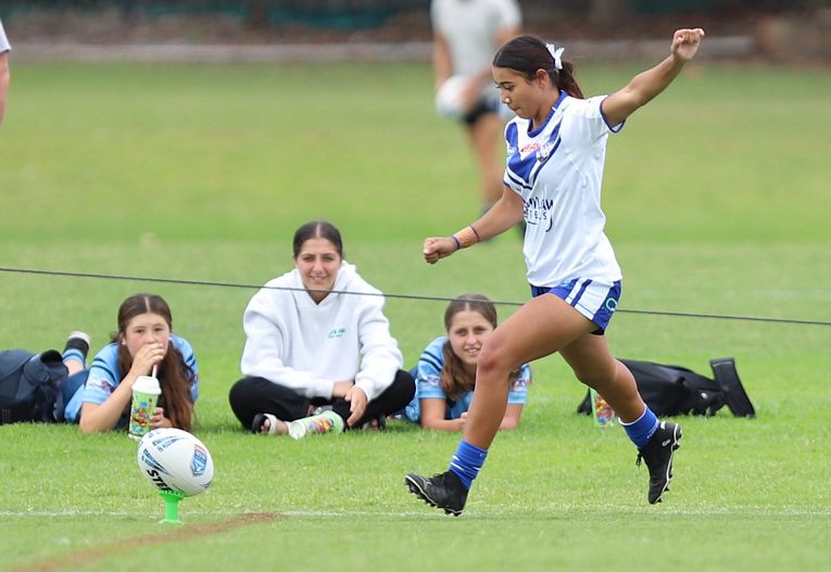 Lisa Fioala Rnd 3 SHARKS vs BULLDOGS