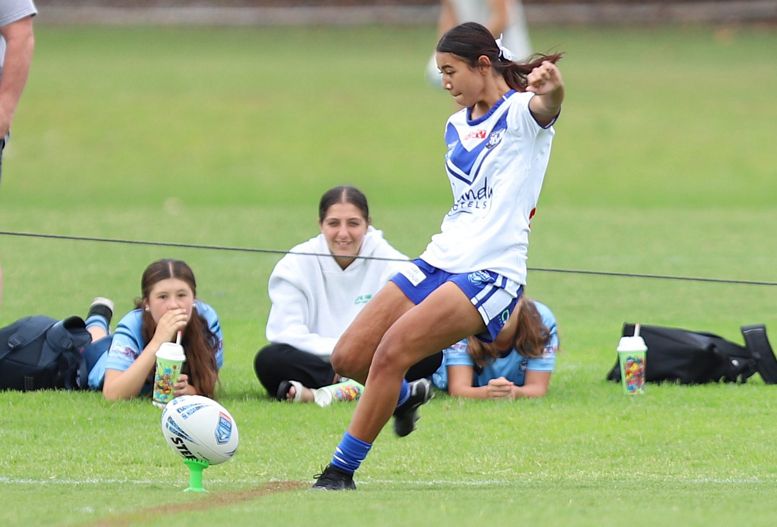 Lisa Fioala Rnd 3 SHARKS vs BULLDOGS