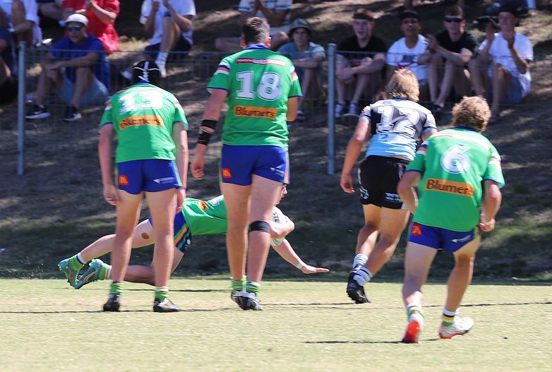 HMC Rnd 7 RAIDERS vs SHARKS