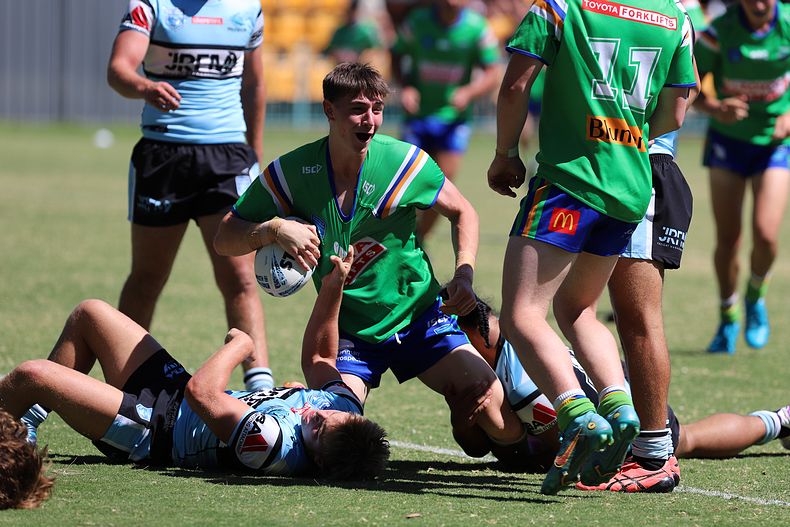 HMC Rnd 7 RAIDERS vs SHARKS