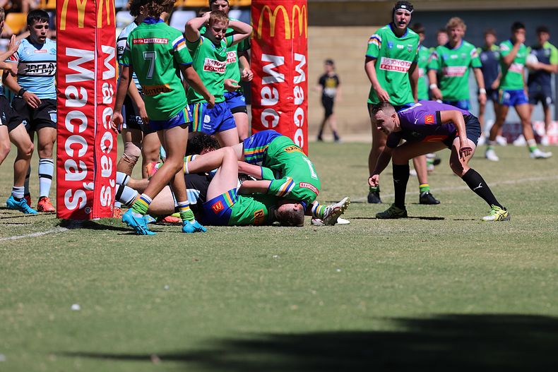 HMC Rnd 7 RAIDERS vs SHARKS