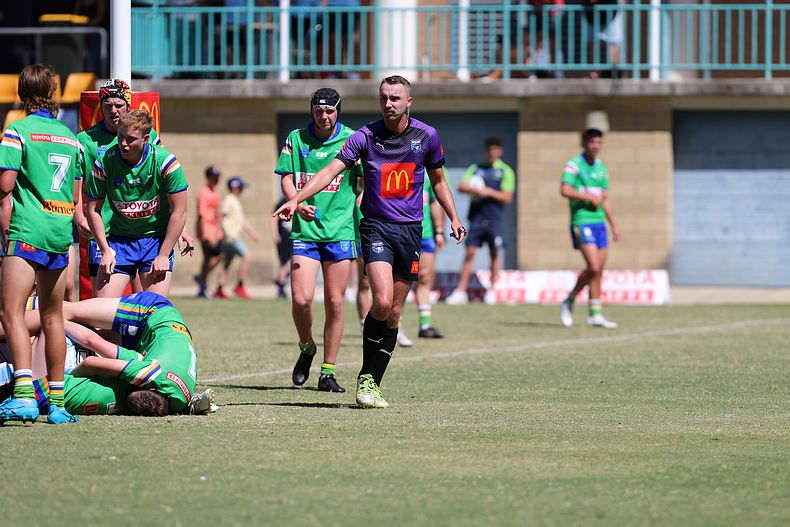 HMC Rnd 7 RAIDERS vs SHARKS