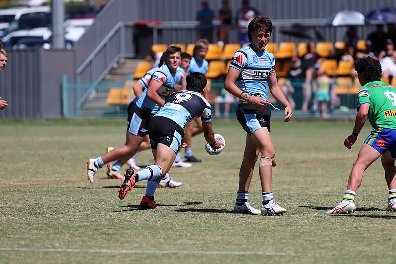 HMC Rnd 7 RAIDERS vs SHARKS