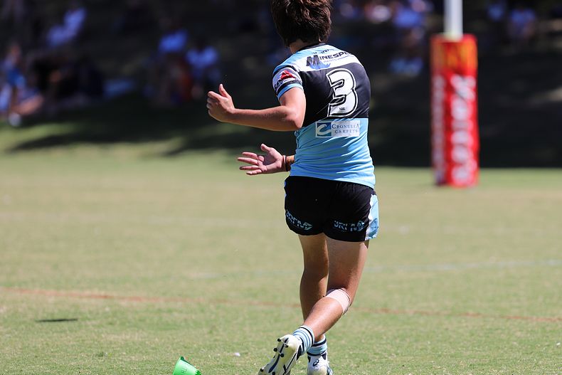 HMC Rnd 7 RAIDERS vs SHARKS