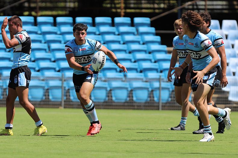 HMC Rnd 4 SHARKS v CC ROOSTERS