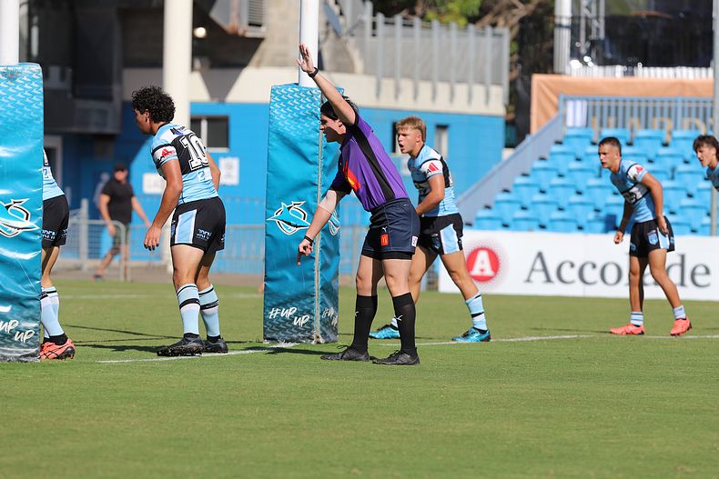 HMC Rnd 5 SHARKS vs RABBITOHS
