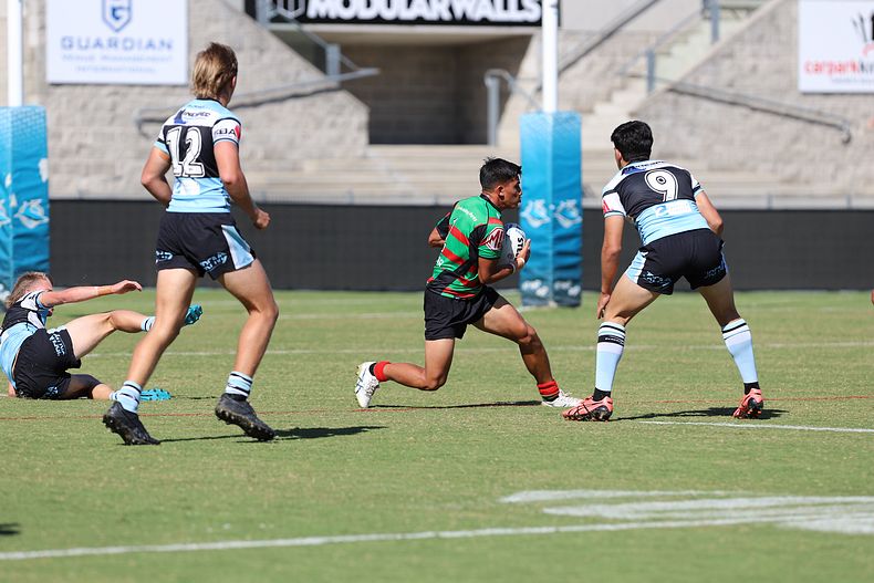 HMC Rnd 5 SHARKS vs RABBITOHS