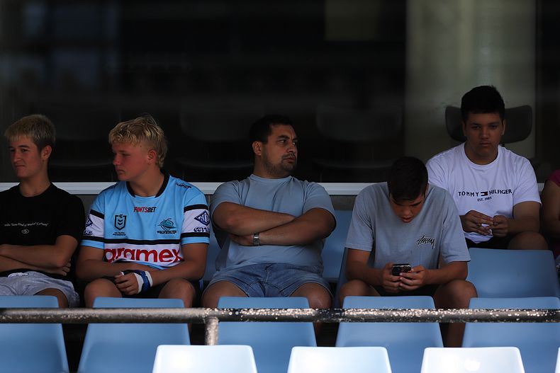 HMC Rnd 5 SHARKS vs RABBITOHS