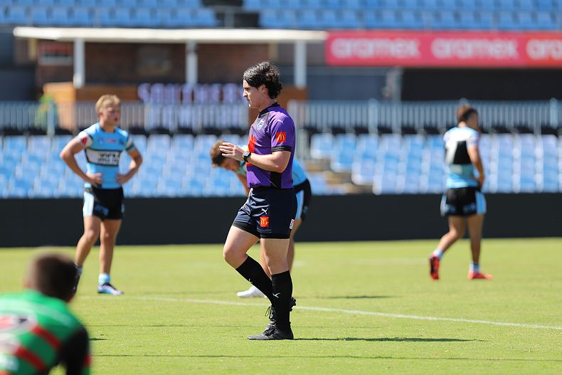 HMC Rnd 5 SHARKS vs RABBITOHS