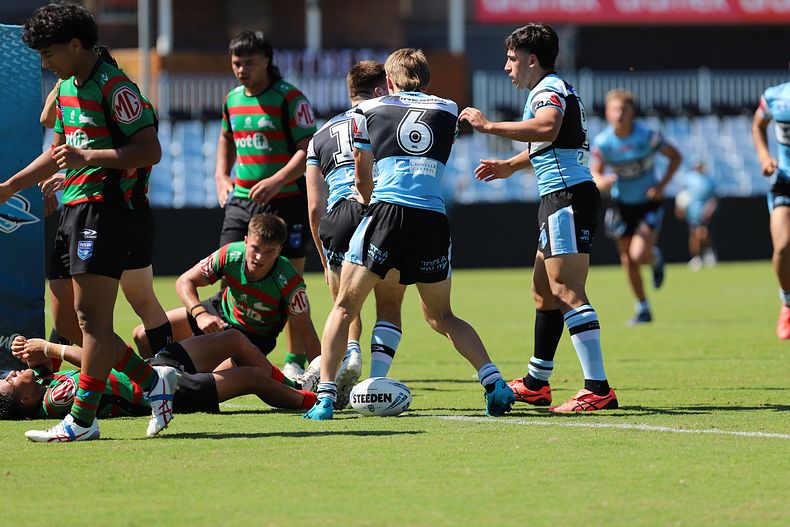 HMC Rnd 5 SHARKS vs RABBITOHS