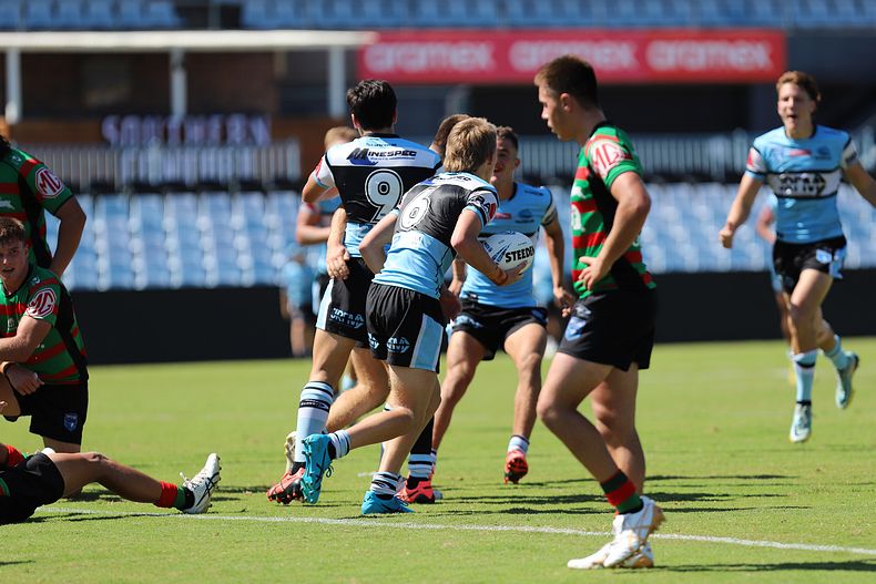 HMC Rnd 5 SHARKS vs RABBITOHS