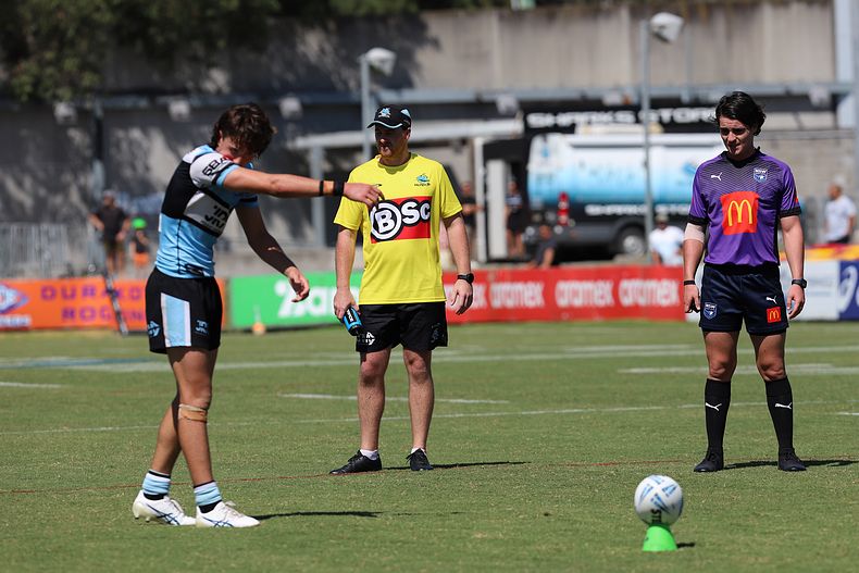 HMC Rnd 5 SHARKS vs RABBITOHS