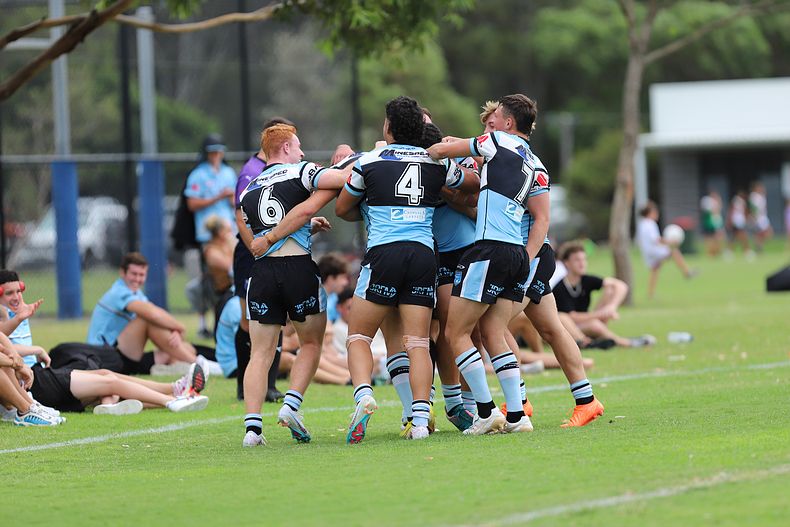 SGB Rnd 8 SHARKS vs DRAGONS