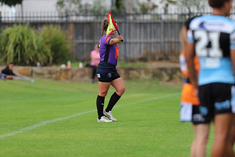 HMC Rnd 8 SHARKS vs DRAGONS