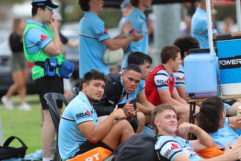 HMC Rnd 8 SHARKS vs DRAGONS