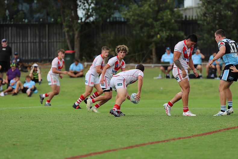SGB Rnd 8 SHARKS vs DRAGONS