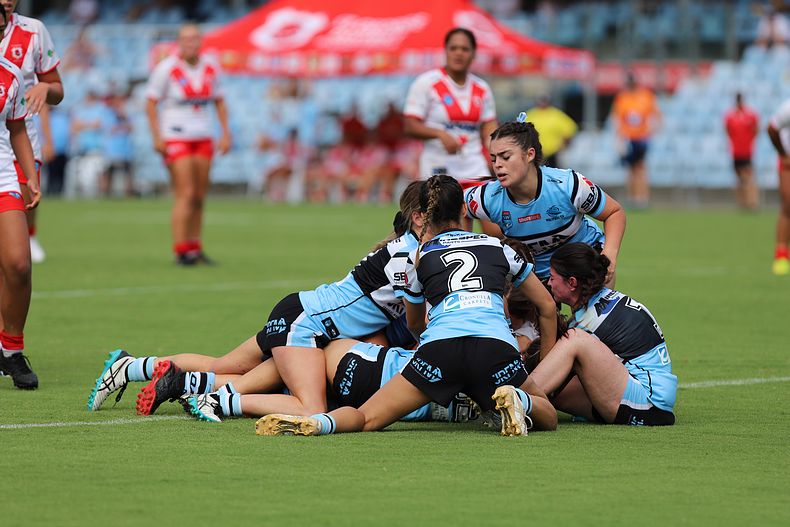 TGC Rnd 4 SHARKS vs DRAGONS