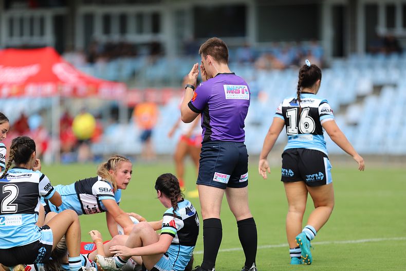 TGC Rnd 4 SHARKS vs DRAGONS