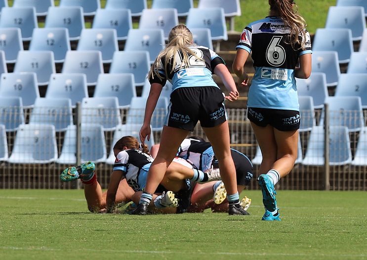 TGC Rnd 4 SHARKS vs DRAGONS