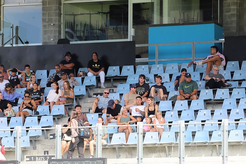 TGC Rnd 4 SHARKS vs DRAGONS