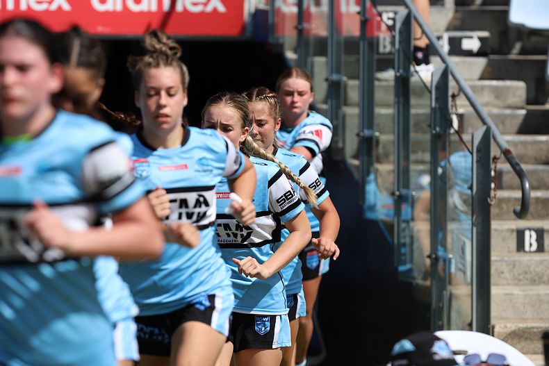 TGC Rnd 4 SHARKS vs DRAGONS