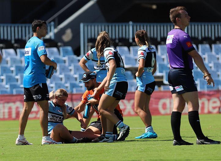 TGC Rnd 4 SHARKS vs DRAGONS