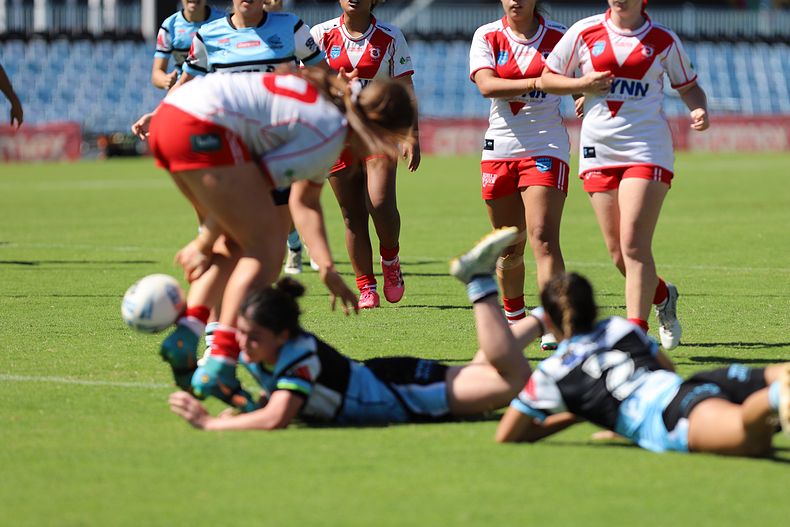 TGC Rnd 4 SHARKS vs DRAGONS