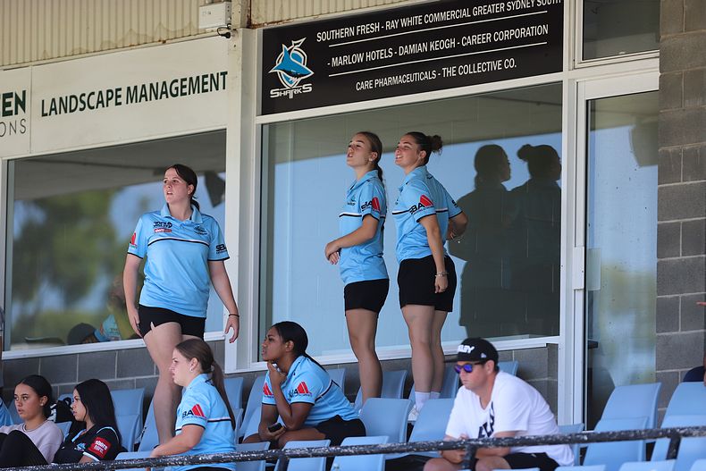 TGC Rnd 4 SHARKS vs DRAGONS