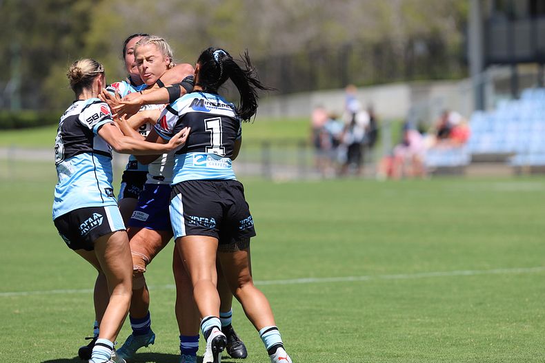 HNWP Rnd 4 SHARKS vs BULLDOGS