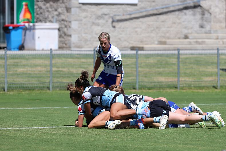 HNWP Rnd 4 SHARKS vs BULLDOGS