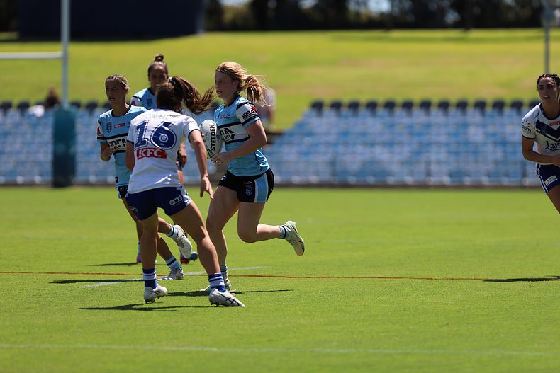 HNWP Rnd 4 SHARKS vs BULLDOGS