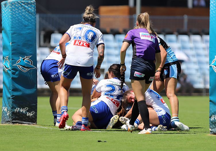HNWP Rnd 4 SHARKS vs BULLDOGS