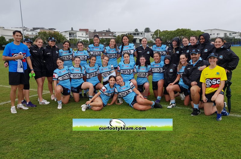 Cronulla Sharks Tarsha Gale Cup team after their Round 9 victory over the Steelers (Photo : Steve Montgomery)