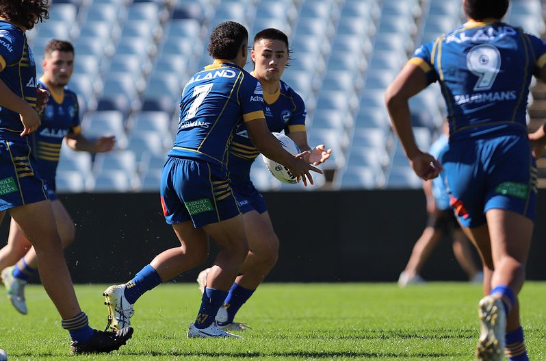 HMC Elimination Final EELS vs SHARKS